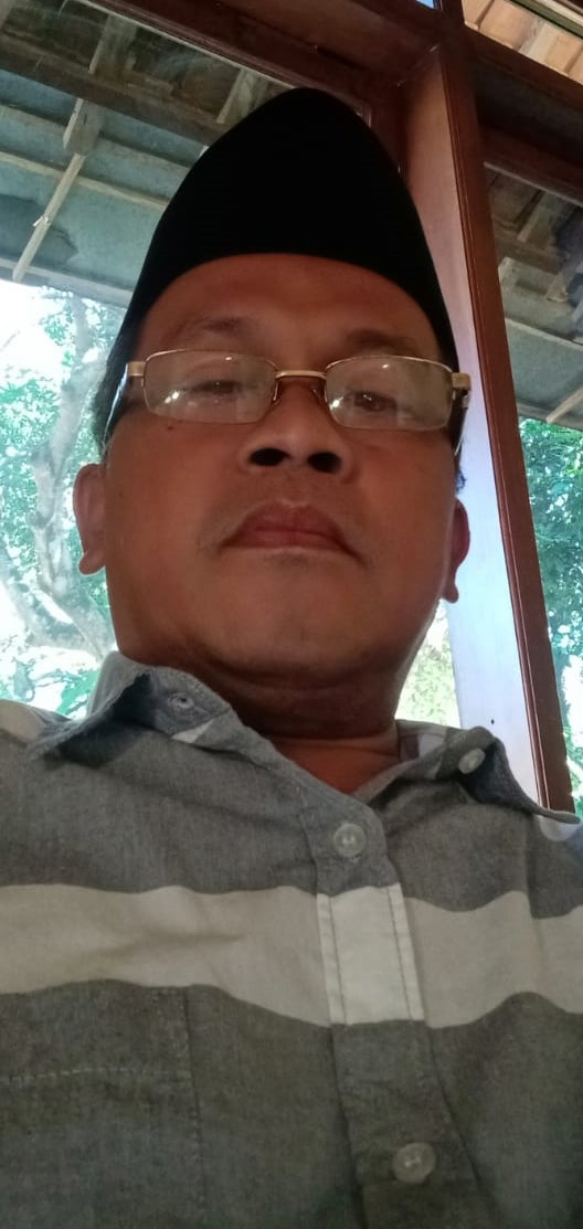 <center>Guru<br>MOH. KHOTIB, S.Pd.I.</center>